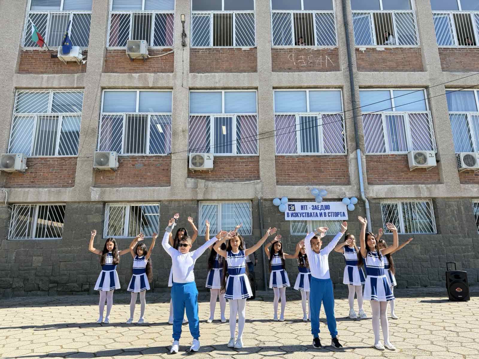 https://0201.nccdn.net/4_2/000/000/06b/a1b/chhzaz.jpeg