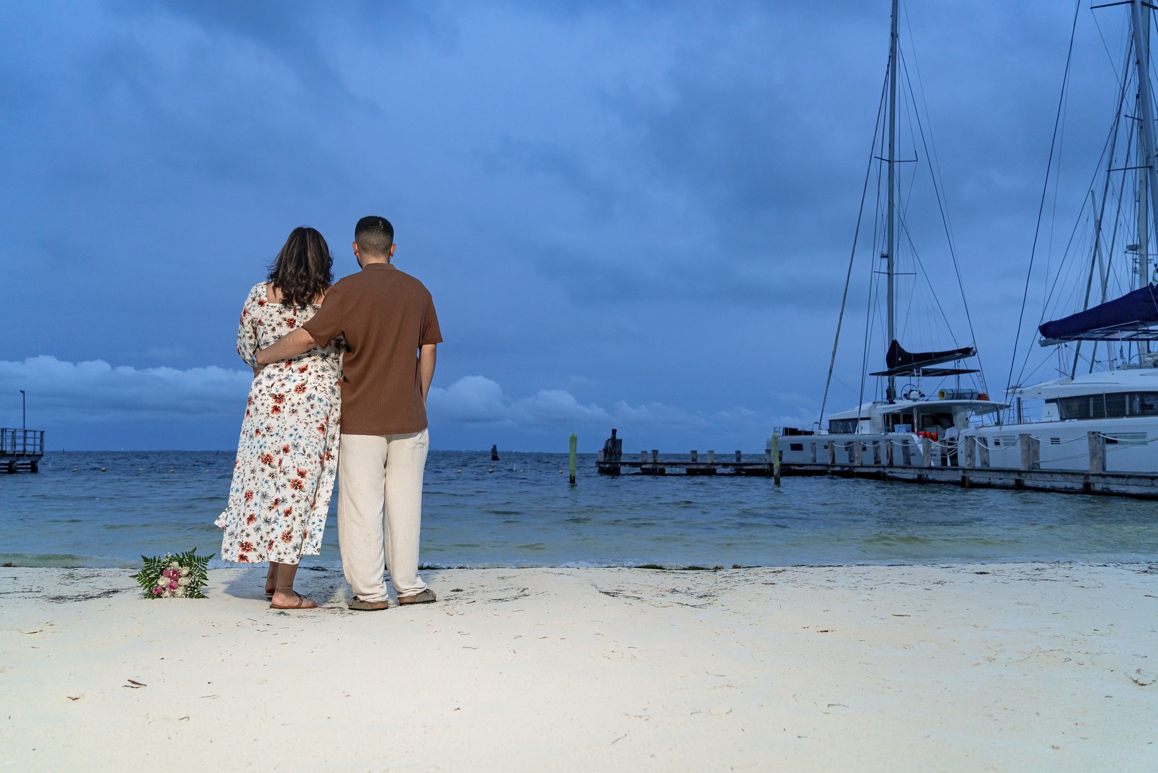 https://0201.nccdn.net/4_2/000/000/06b/a1b/contratar-foto%CC%81grafo-de-pedida-en-cancu%CC%81n-luxury-engagement-ph.jpg