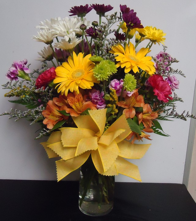 (18) "Fresh" Mix Vase
(Colors May Vary)
$70.00