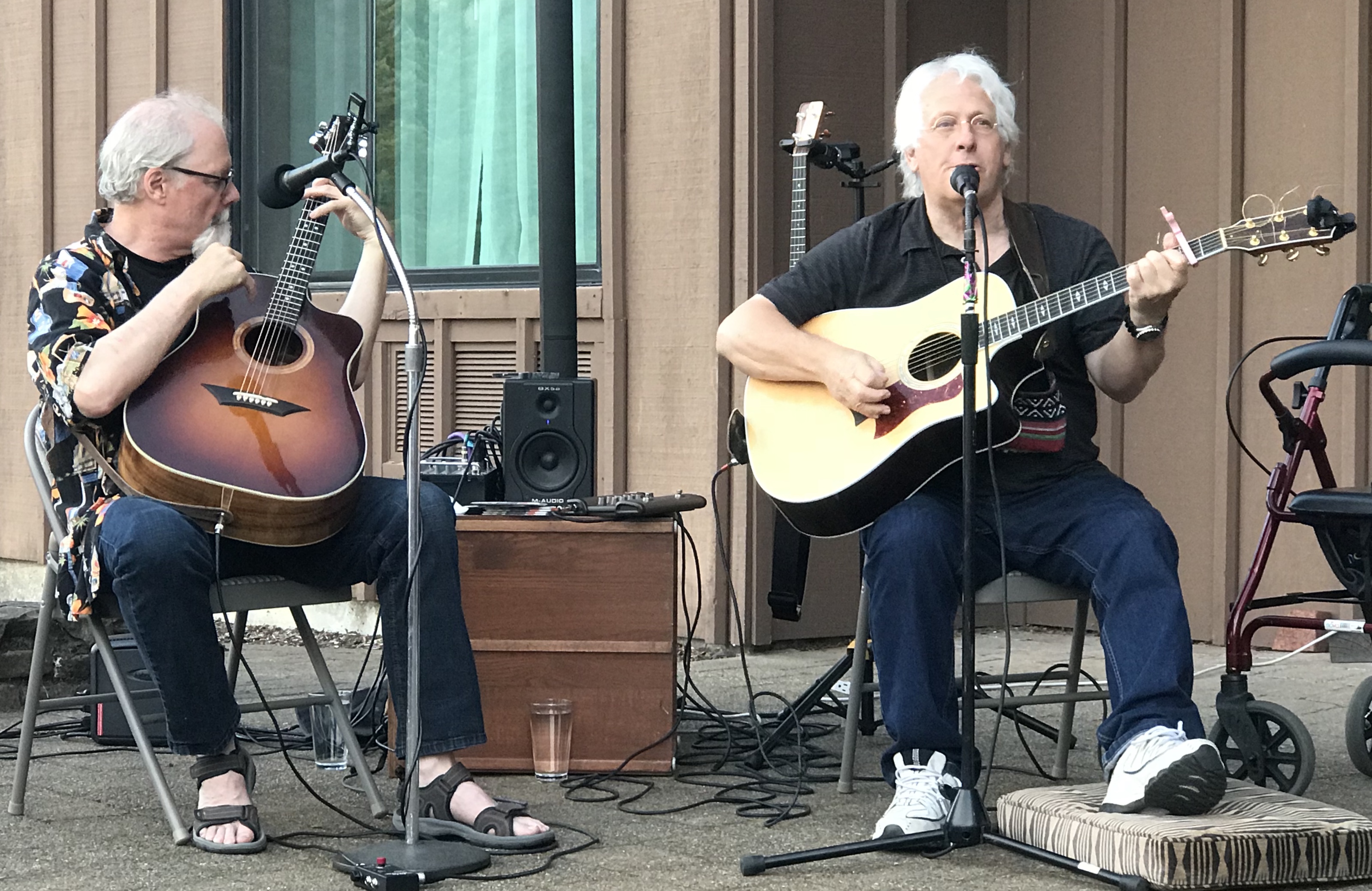 Kit & Moe Dixon at Skamania Lodge, 4th of July show.