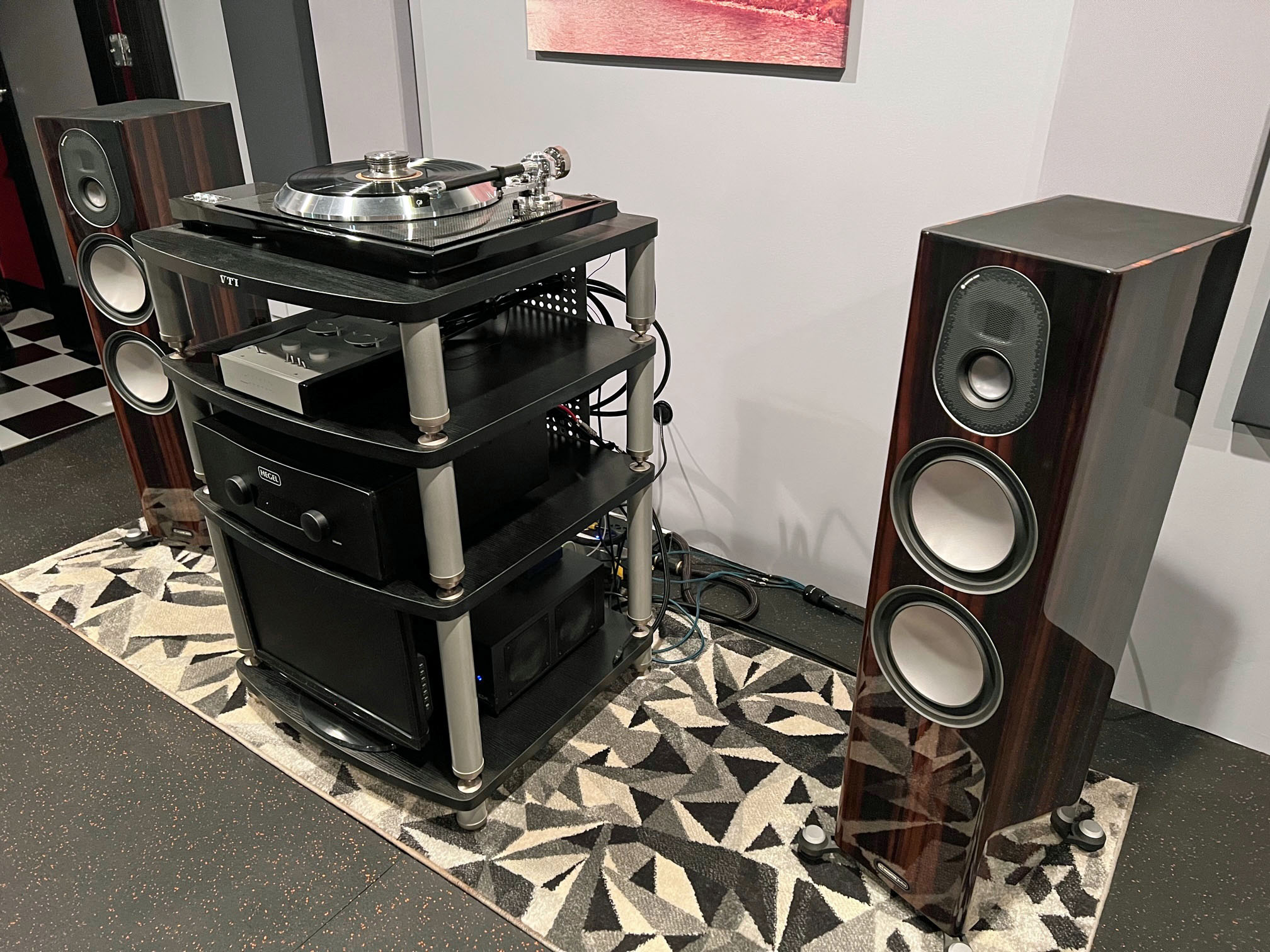 Monitor Audio Gold 300 with EAT phono components