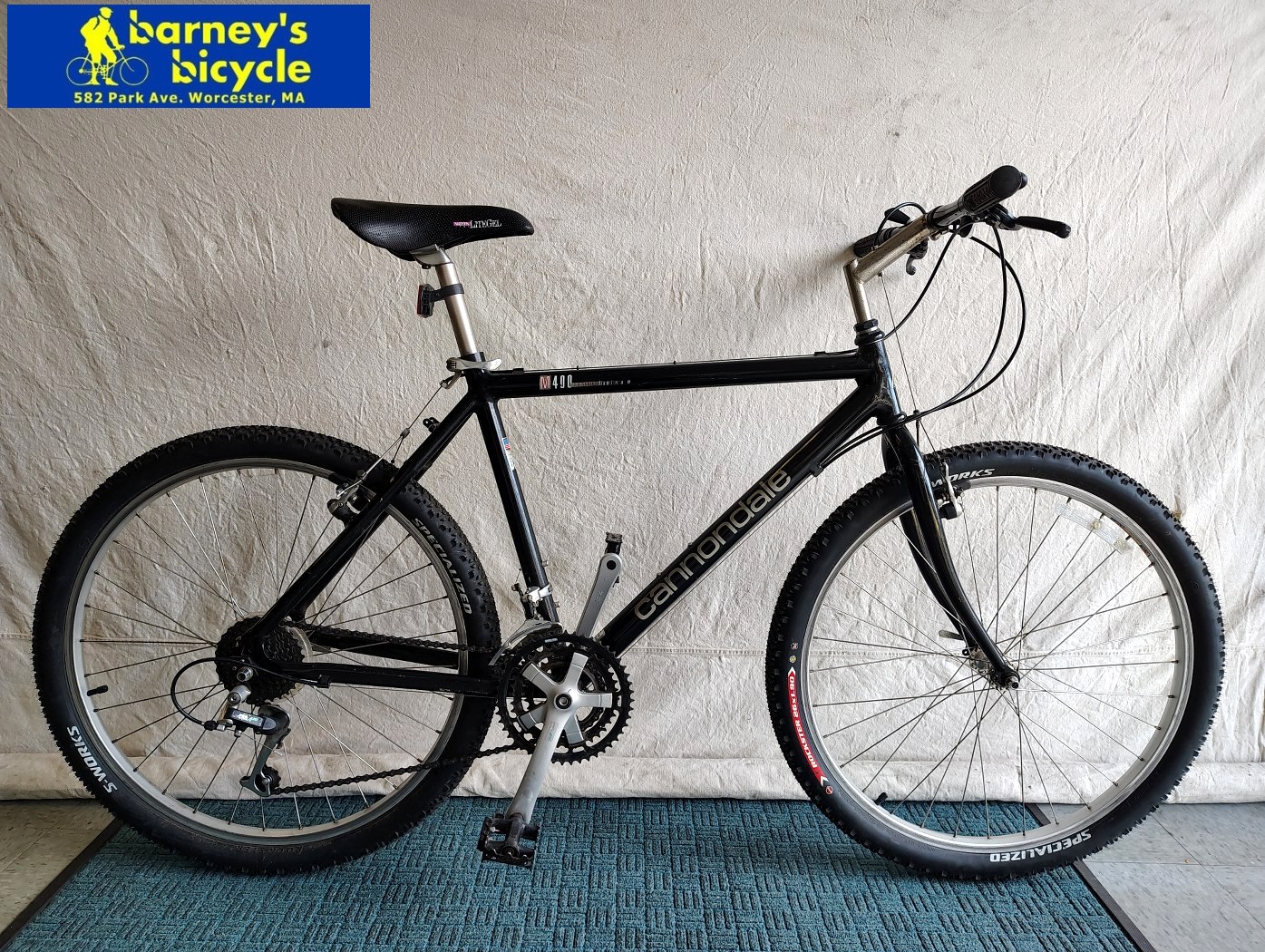 Cannondale M400
Frame Size: 19" LG / Rider Height: 5'9-6'
Price: $379.00 (Professionally Tuned)