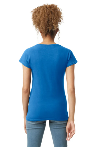 CAMISETA CON ESCOTE EN V DE MUJER