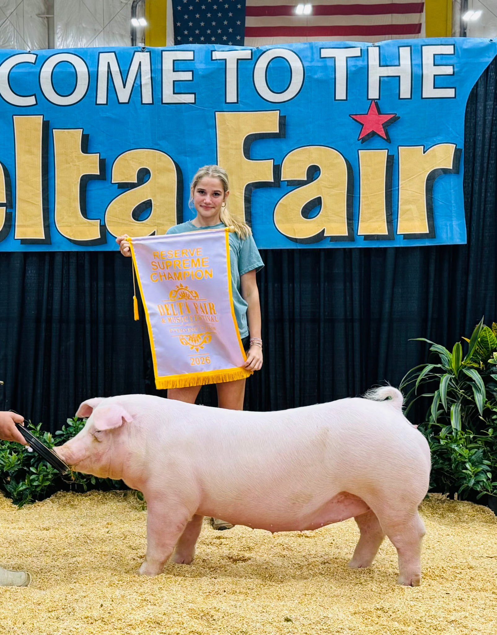 Cara Roach
2026 Delta Fair & Music Festival
-Day 1  
Champion Chester White
 Breeding Gilt  
Reserve Overall Breeding Gilt