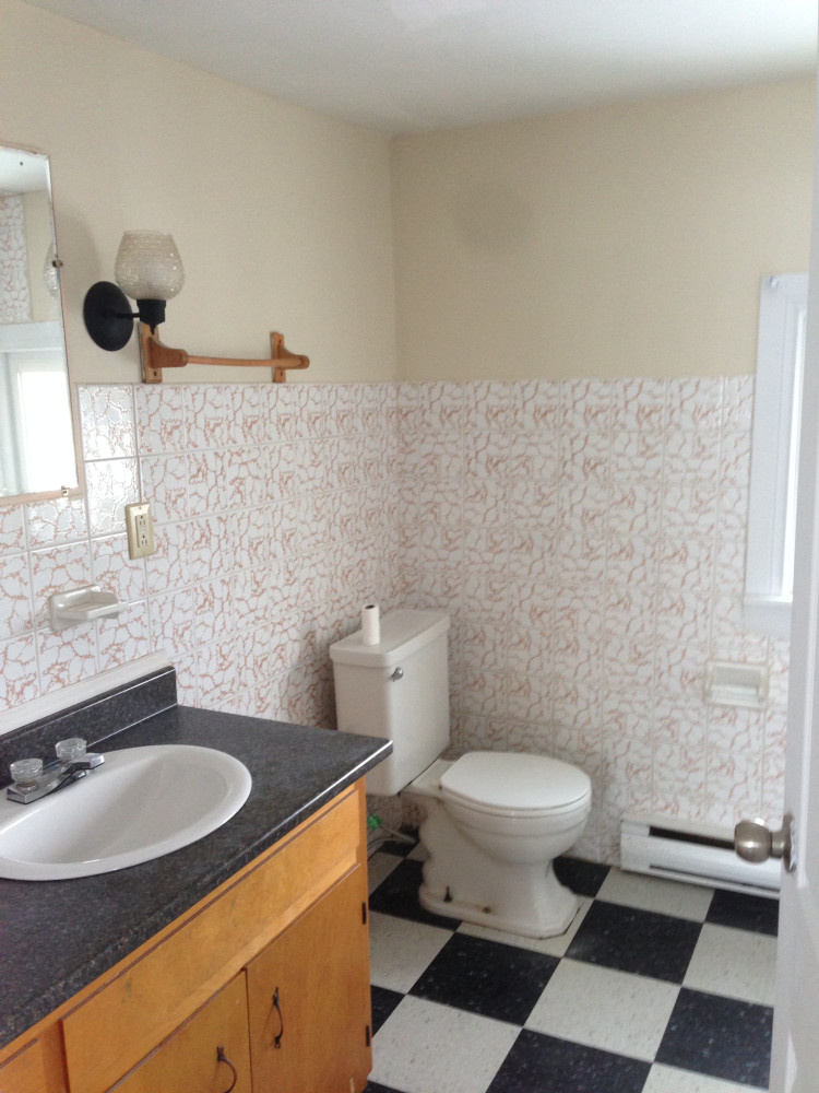 510 Milford #2 Bathroom