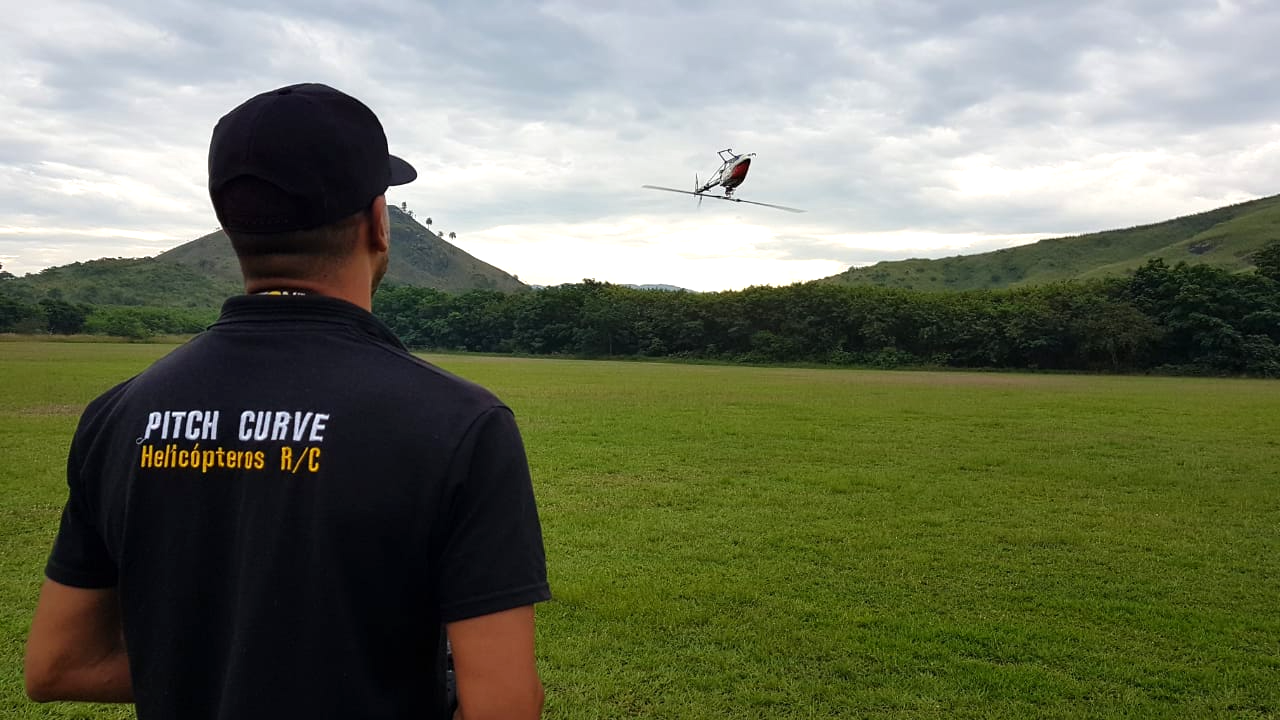 Camisa Gola Pólo Preta