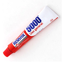 Pegamento uso general 
21ml