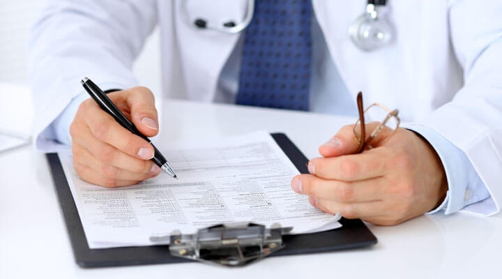 Dr. Ramón Carpio - MEDICO INTERNISTA