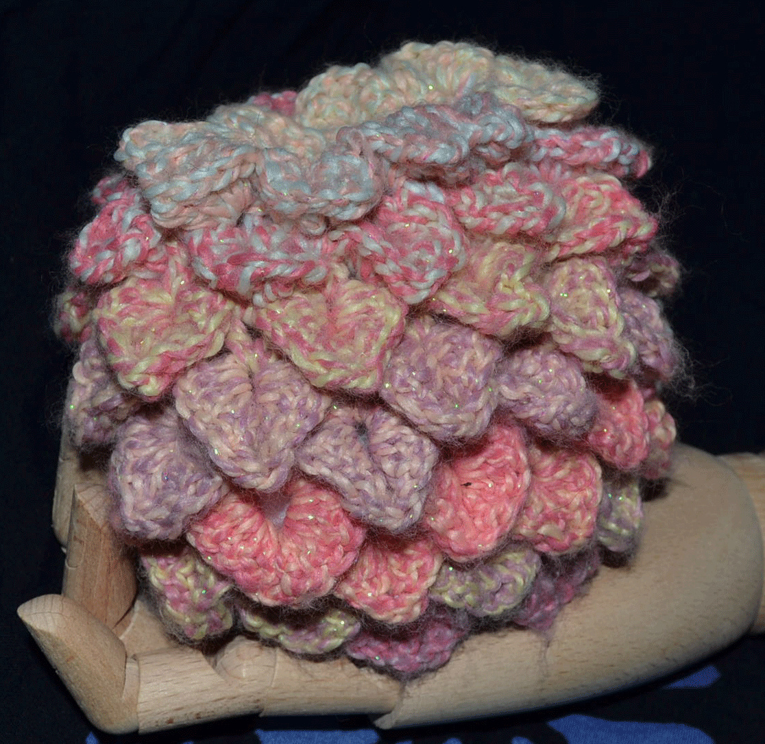 https://0201.nccdn.net/4_2/000/000/071/260/PinksDragonEggPouch-1116x1086.jpg