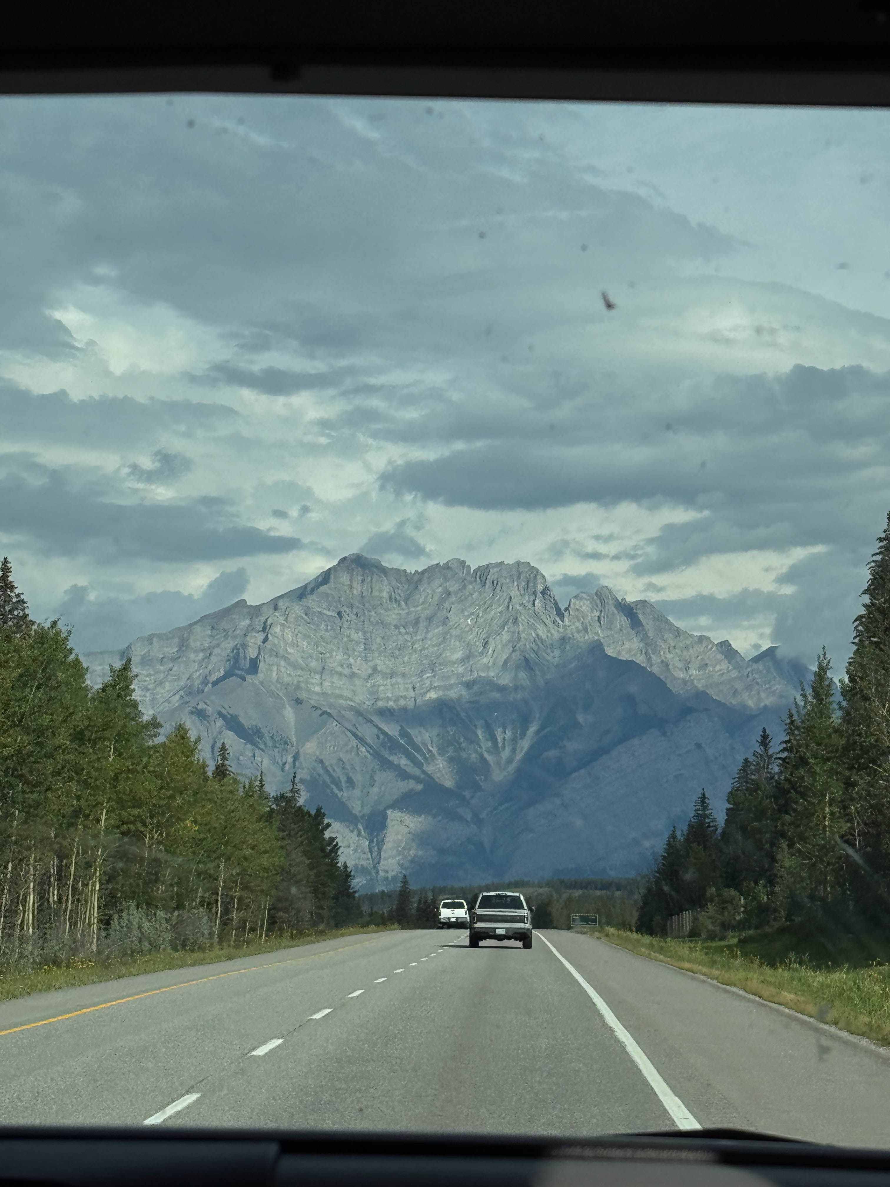 https://0201.nccdn.net/4_2/000/000/071/260/calgary-order-42.jpg