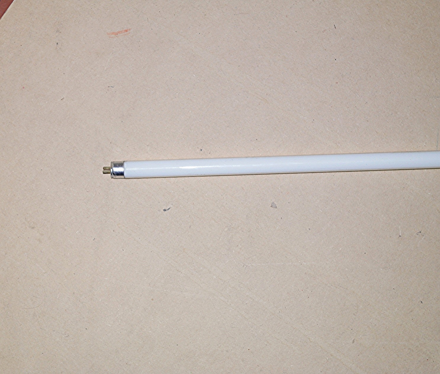 FO 24W T5 6500°K Philips (1,20cm) 
Cod:10502