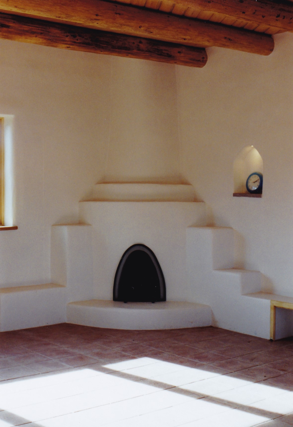 https://0201.nccdn.net/4_2/000/000/071/260/fireplace6.jpg