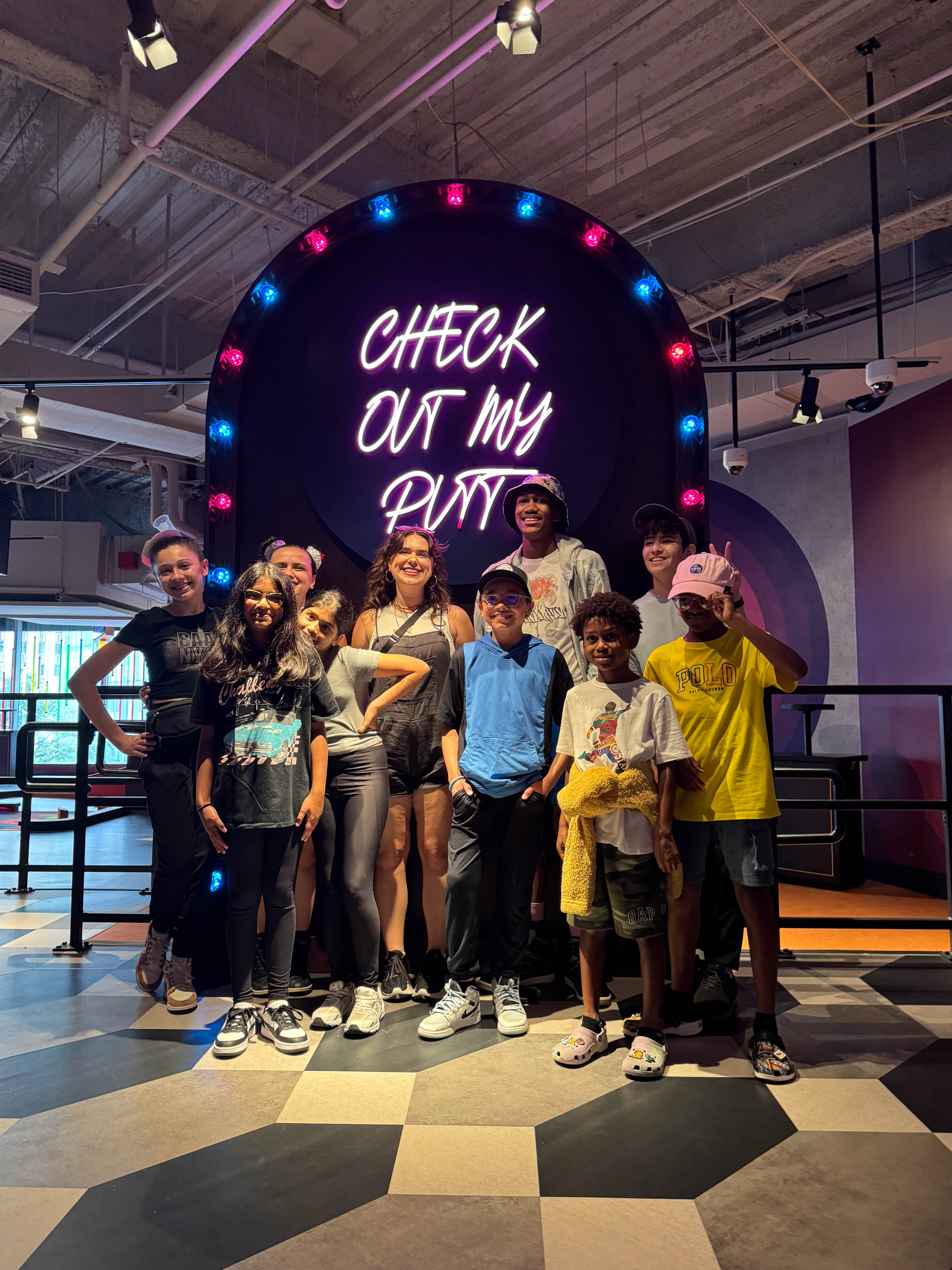 https://0201.nccdn.net/4_2/000/000/071/260/houston-order-148.jpg