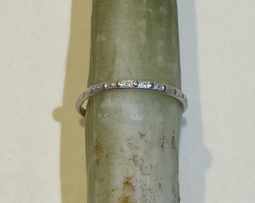 Thin Stack Ring EM 180,181
Sterling
$18.