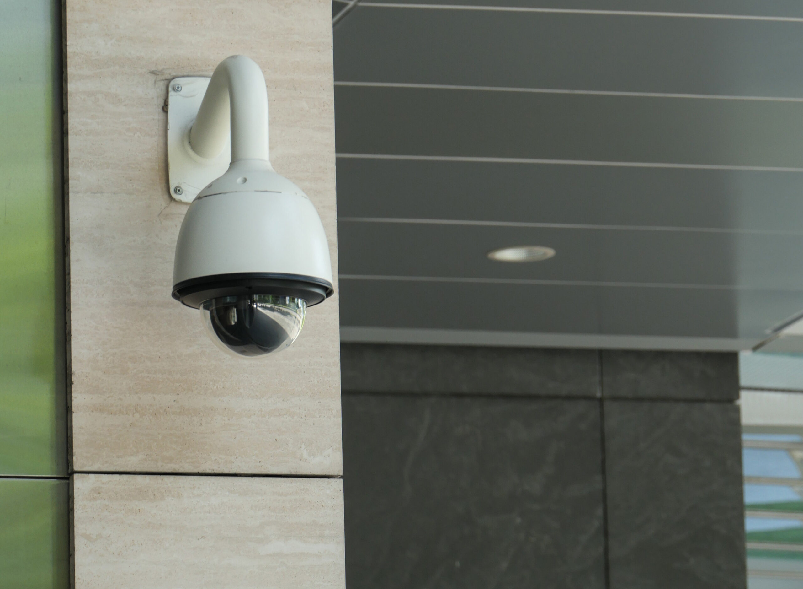 https://0201.nccdn.net/4_2/000/000/071/260/seguridad-scaled.jpg