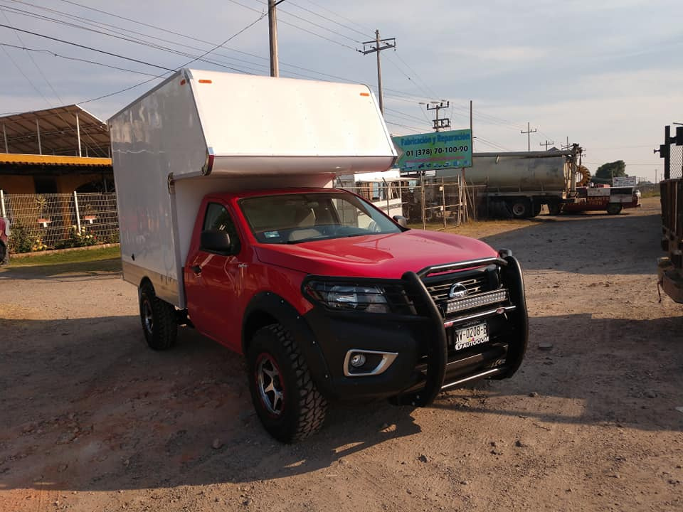 campers volado chasis nissan  