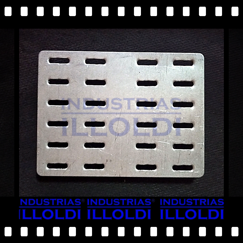 Grapa Dentada ® 3" x 4"