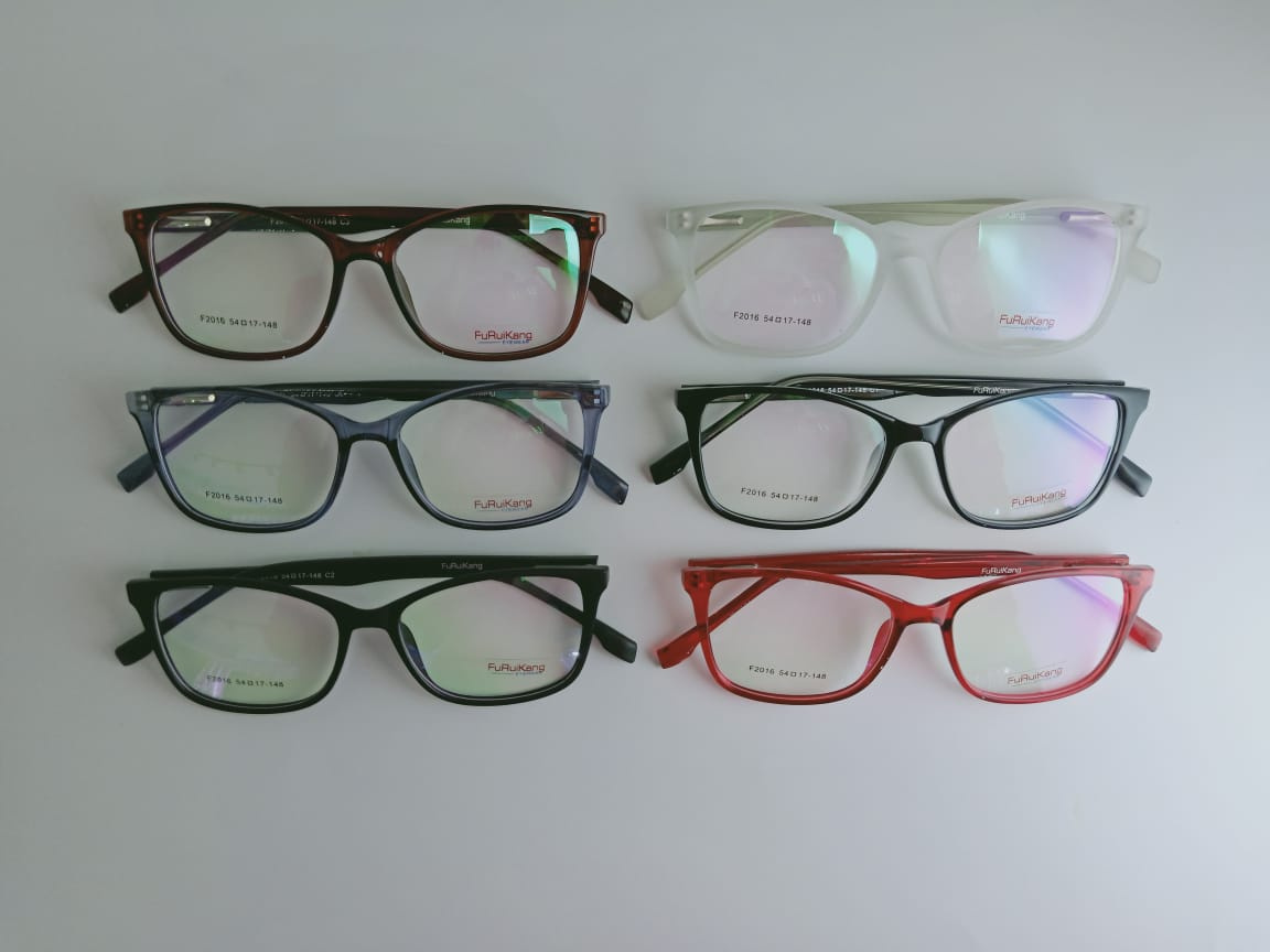 Modelo: F2016
Colores: Azul, Negro, Cafe, Negro transparente y Morado