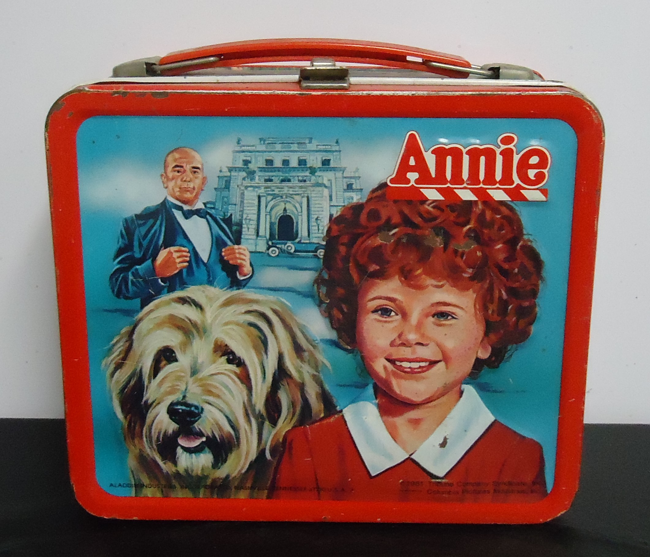 (5A) "Annie" Metal Lunch Box
W/ Thermos
$40.00