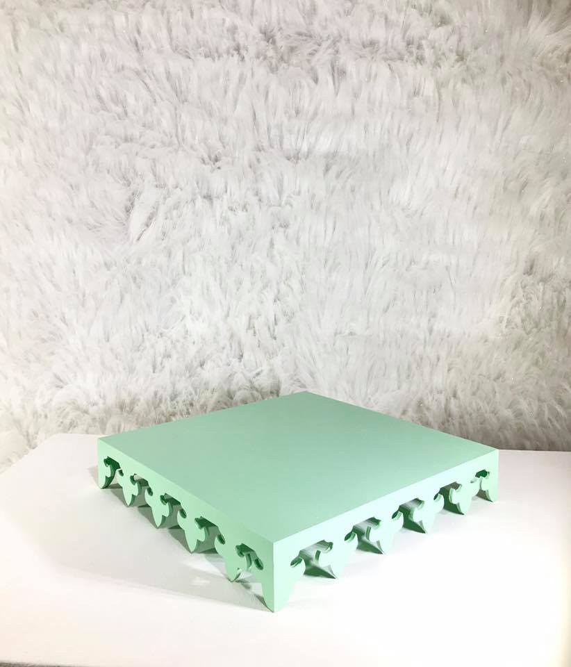 Bases Planas Troqueladas
Color Verde 
Medias: 30cm X 30cm 
$20.000