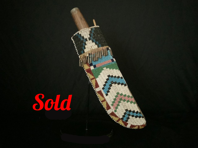 PRODUCT PROFILE :
Product No. : #11234
Description : Plains (Arapaho)
Knife Sheath
PRODUCT NARRITIVE:
• Native tanned hide knife sheath ,
with painted parfleche liner.
• Collection history available.
• Size: 10" length. Circa: 1870.