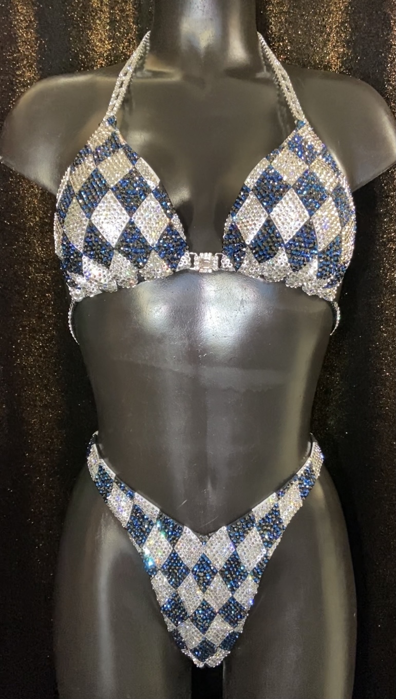 F99
$1200
"Raceday"
2 crystal colors