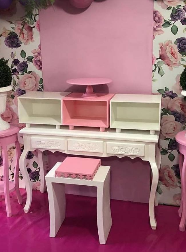 Pata Curva 3 Gavetas Blanca
$ 100.00
Aux Rosada $ 50.000
Aux Recta peq $ 50.000