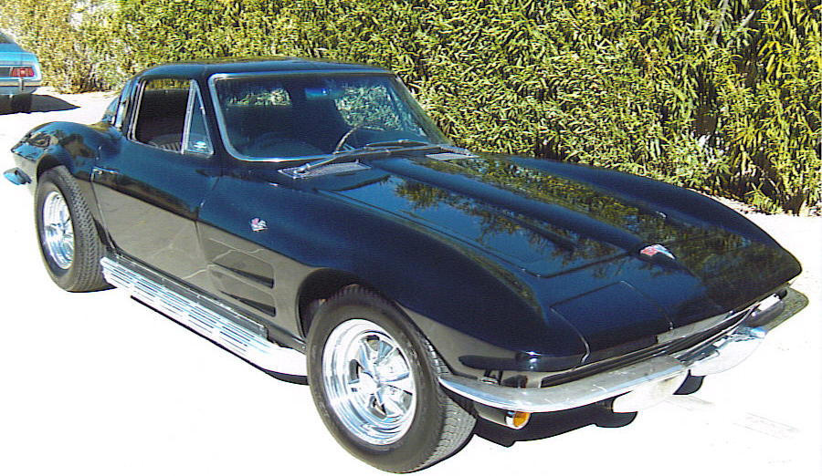 1964 CORVETTE STING RAY
                      SOLD
