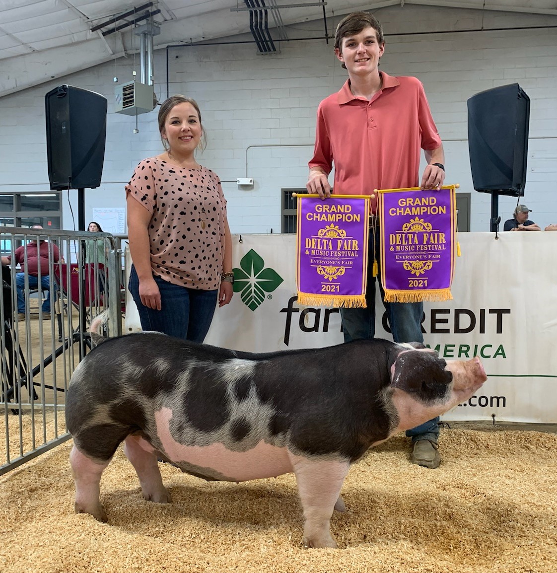 John Dylan Conrad
Showing for Judd Crownover
2021 Delta Fair & Music Festival
Champion Spot Gilt (Day 1 and Day 2)