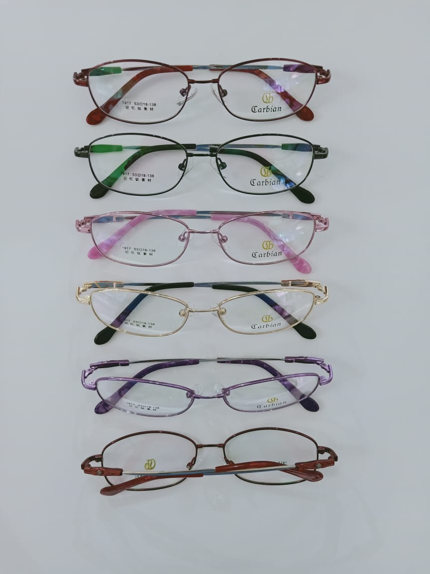 Modelo: 1917
Colores: Vino, Rosa, Dorado, Morado y Negro