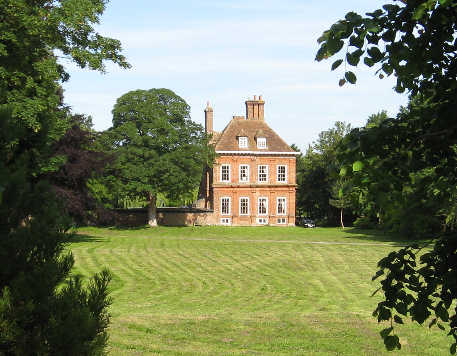 Bridge Place, Canterbury
Planning & Listed Building permission for extension to Grade 2* 17th Century house.