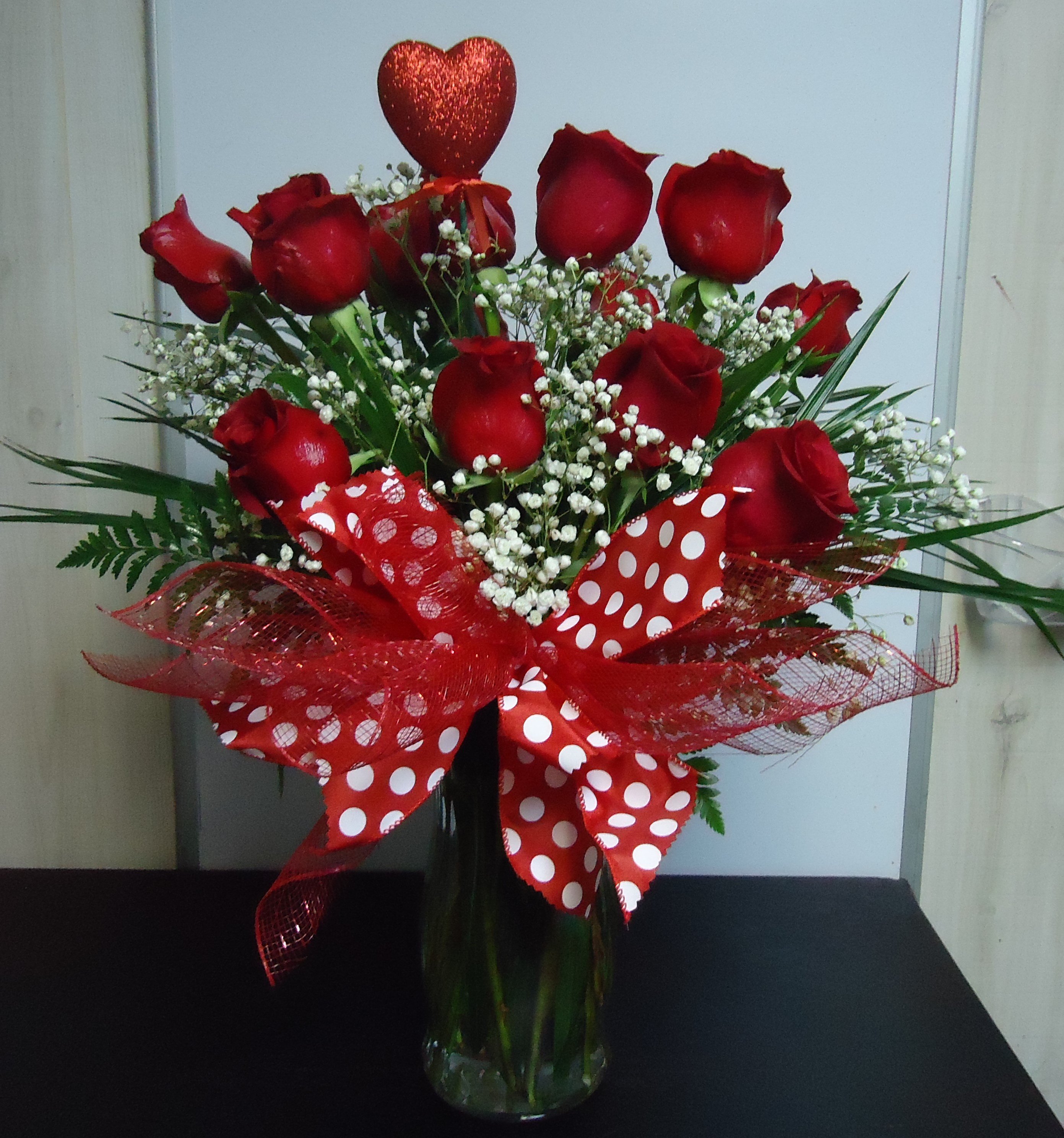 Dozen Red Roses
$70.00