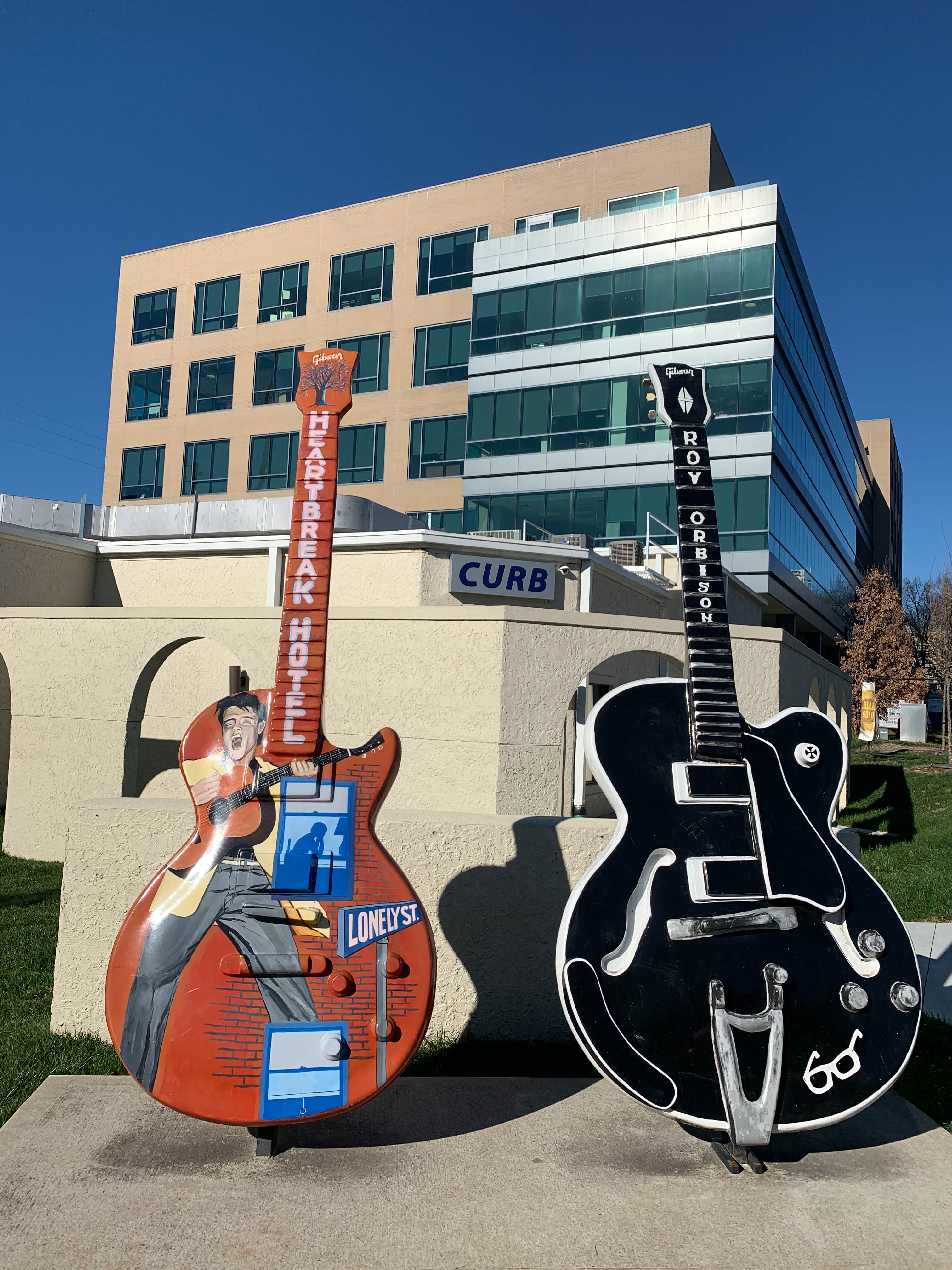 The weather finally warmed up so we could enjoy Nashville