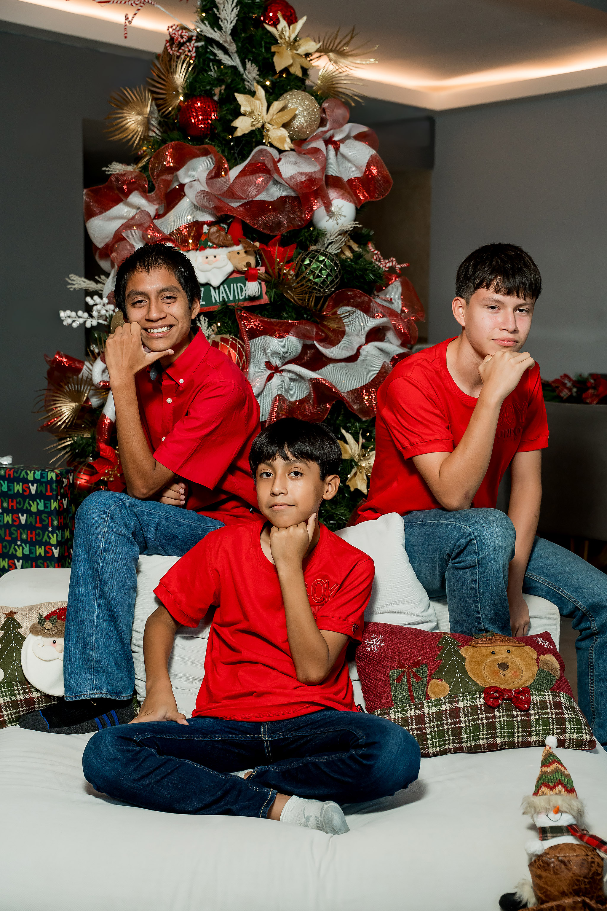 https://0201.nccdn.net/4_2/000/000/076/de9/navidad_2025_cancun_10.jpg