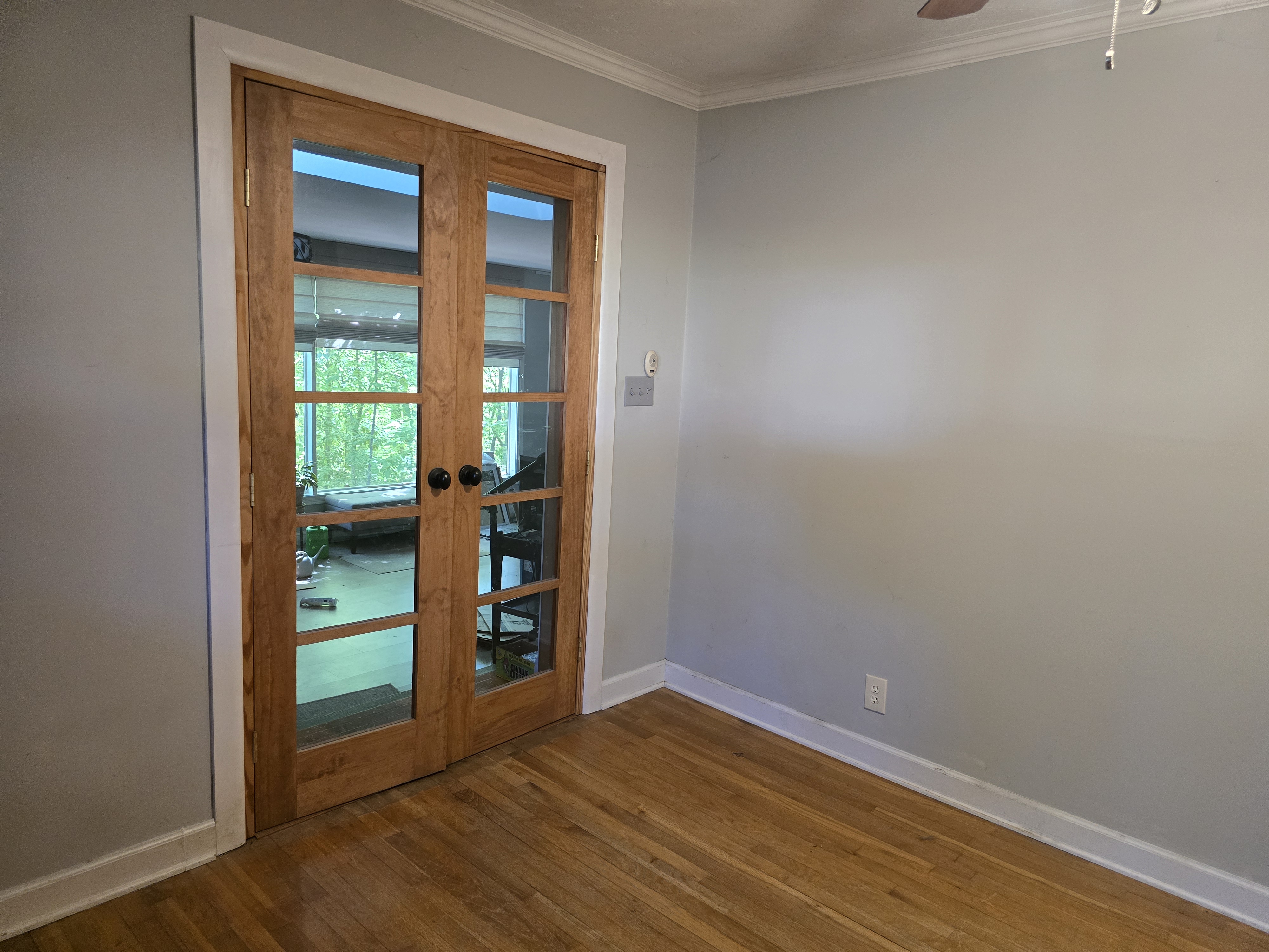 Bedroom 3 / Office, doors to studio