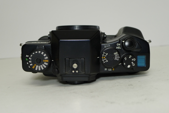 Jimmy's Camera - Contax RTS III Body