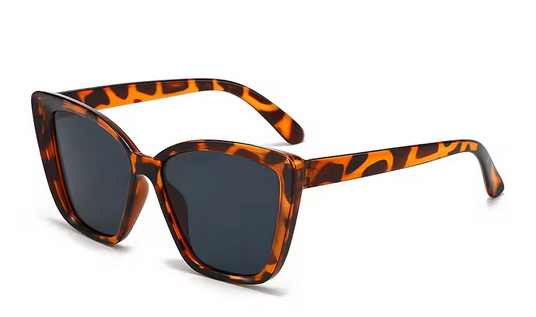 Modische Designer-Sonnenbrille für Damen mit UV400-Filter. Rahmenfarbe – Leopard. Schwarze Gafas De Sol-Gläser