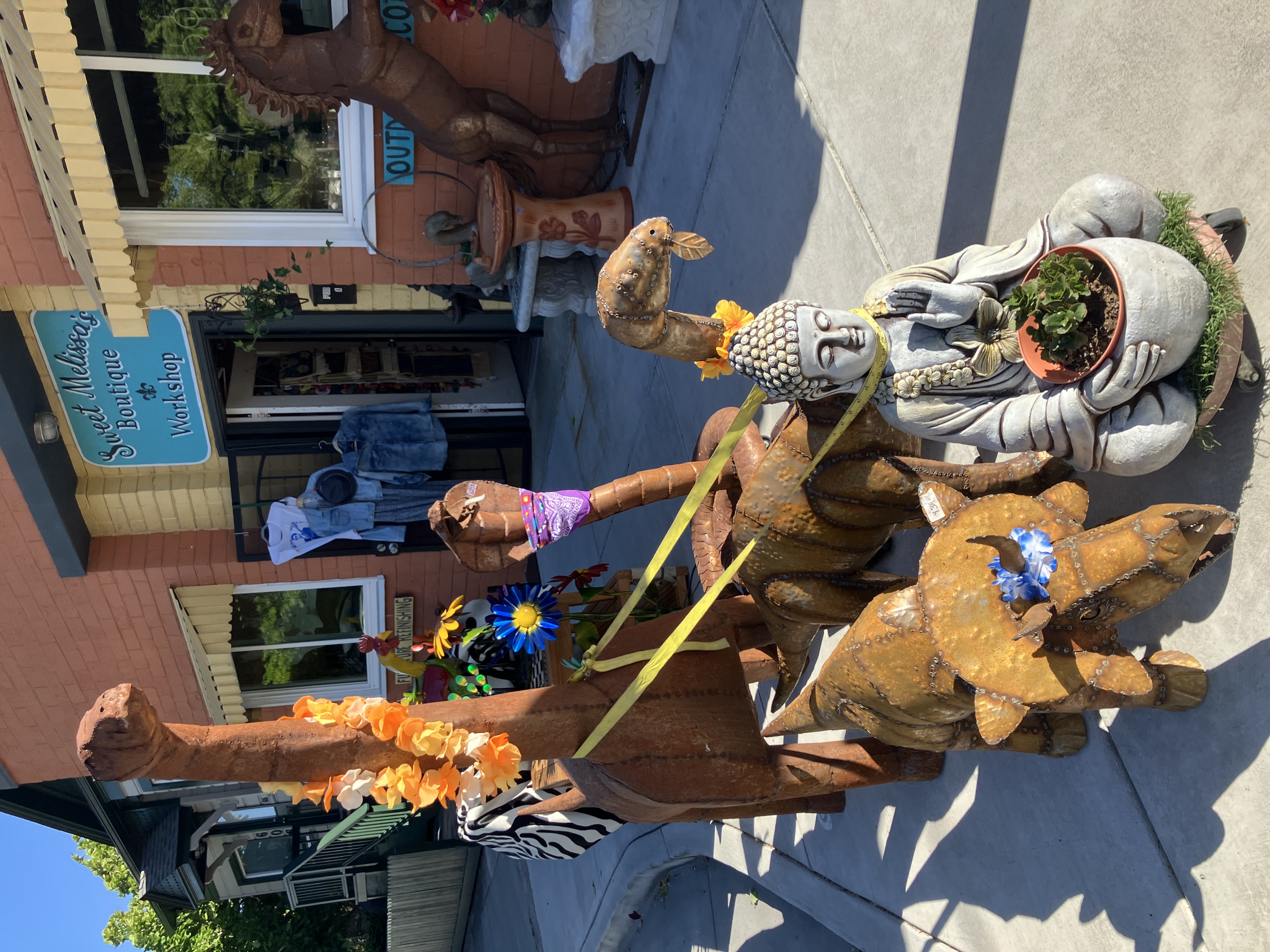 Sweet Melissa’s Boutique & Workshop ~ 600 Petaluma Blvd S