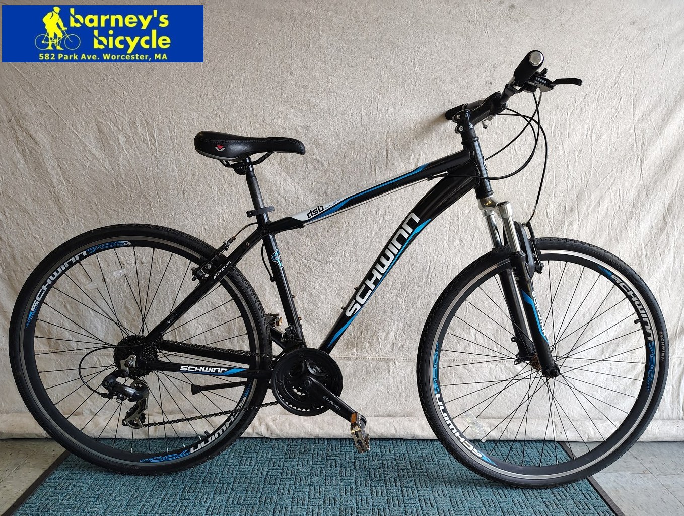 Schwinn Dual Sport DSB
Frame Size: 18" LG / Rider Height: 5'7-5'10
Price: $289.00 (Professionally Tuned)