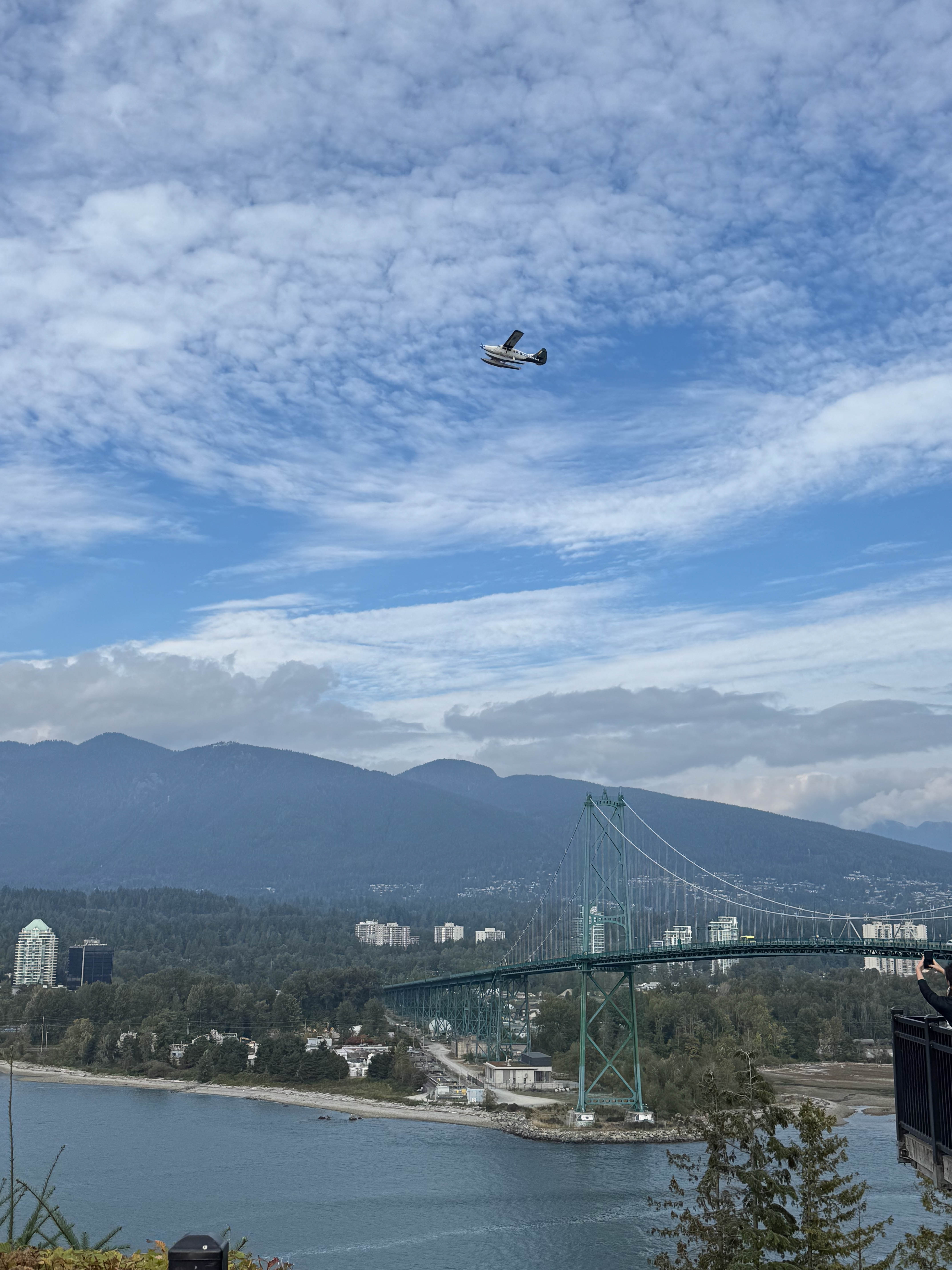 https://0201.nccdn.net/4_2/000/000/076/de9/vancouver-order-191.jpg