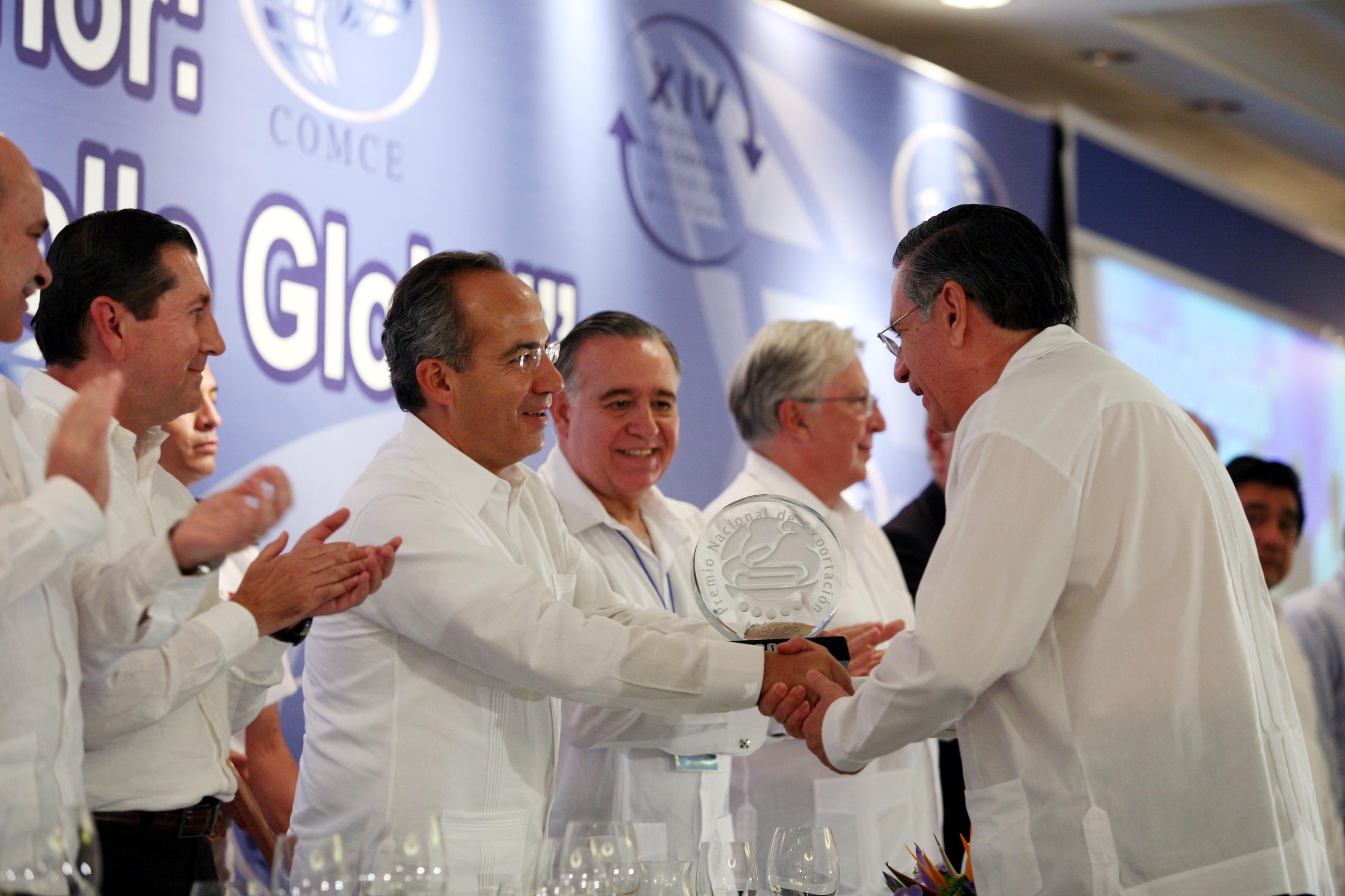 https://0201.nccdn.net/4_2/000/000/078/264/acapulco.jpg