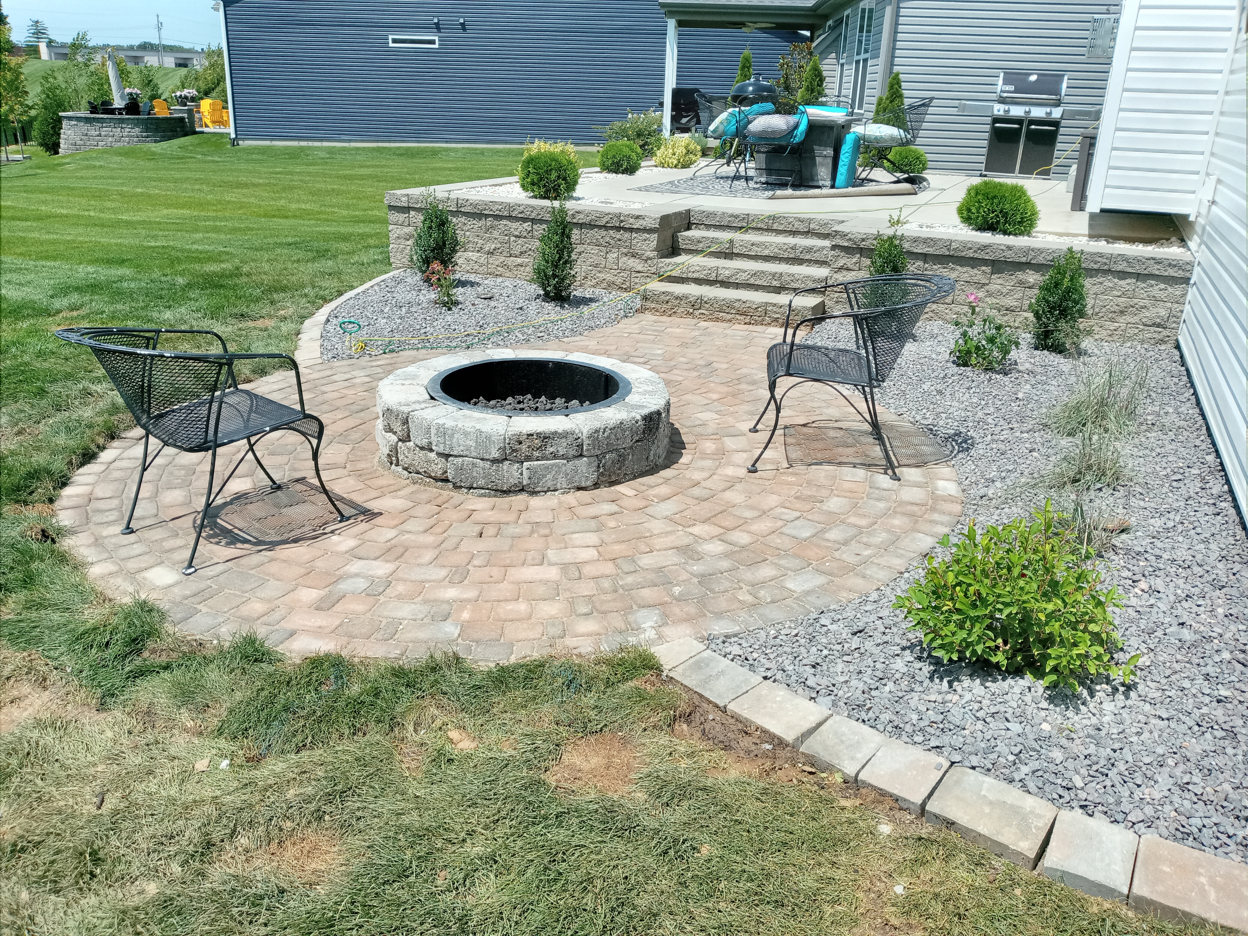 https://0201.nccdn.net/4_2/000/000/078/264/cobble-timberwood-patio.jpg
