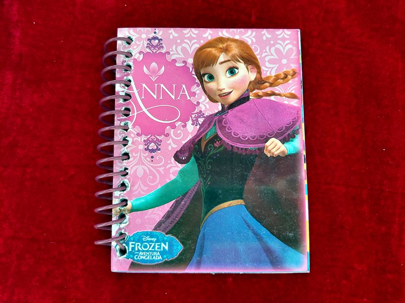 PASTA SUAVE
14 x 11 cm.
40 HOJAS
$ 15.00