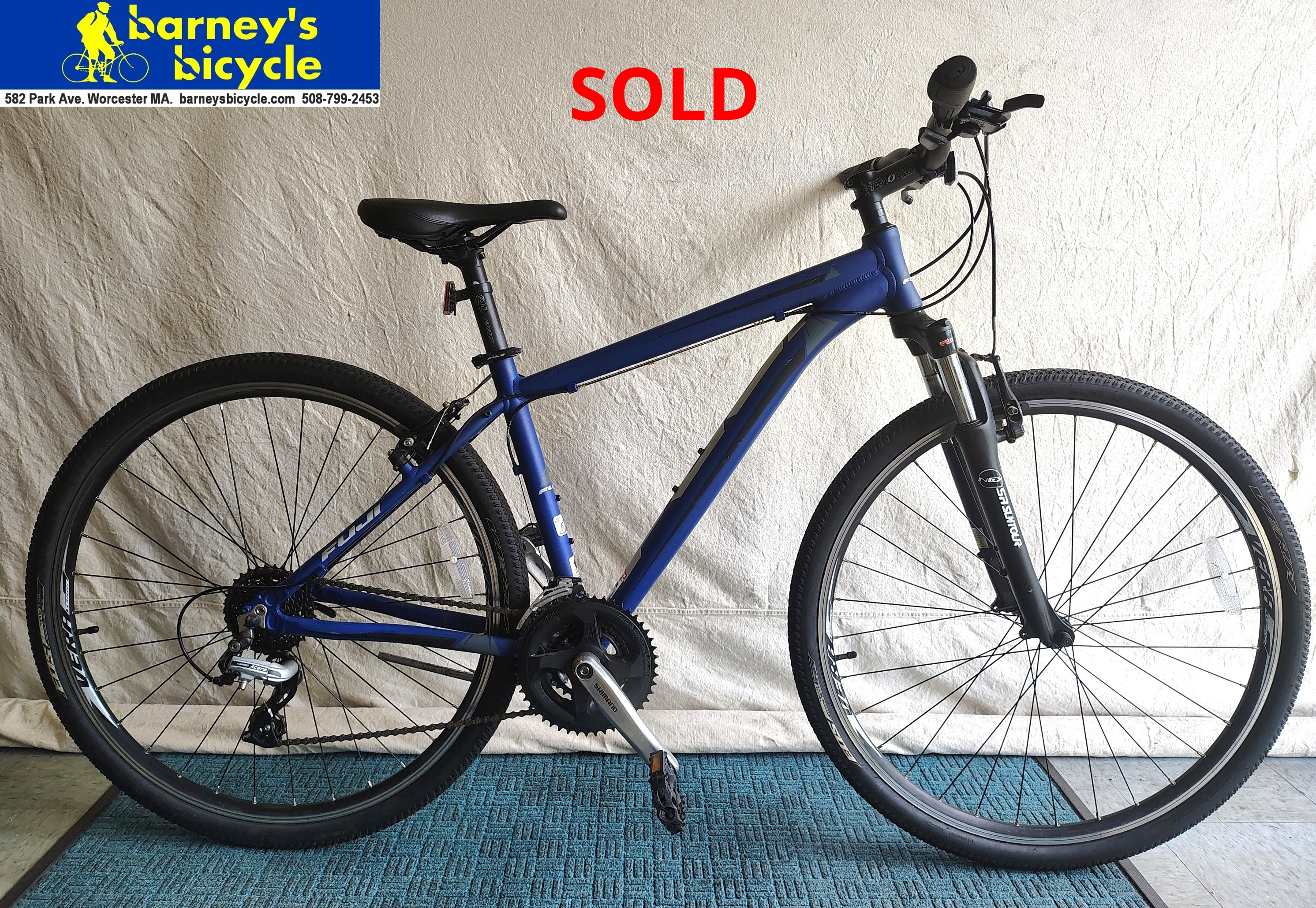 Fuji Traverse 1.3
Frame Size: 17" LG / Rider Height: 5'6-5'9
Price: $469.00 (Professionally Tuned)