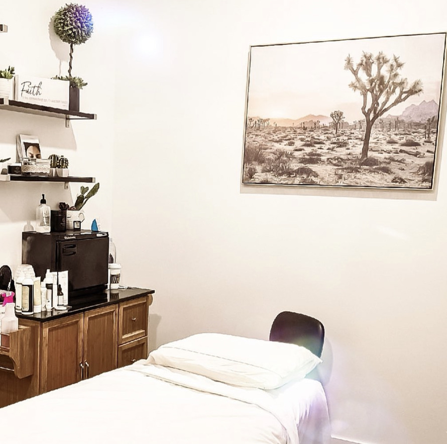 Inside Rootz Salon 2