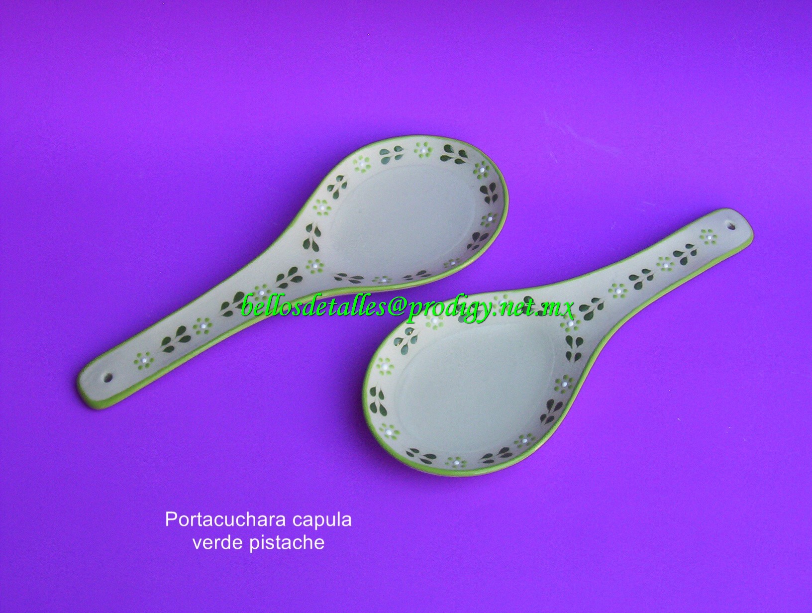 https://0201.nccdn.net/4_2/000/000/079/c81/Portacuchara-capula-verde-pistache.jpg