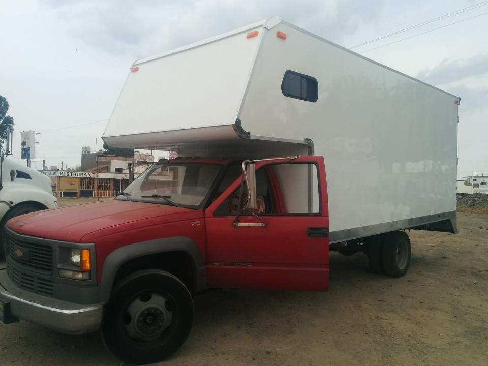 campers volado chasis nissan  