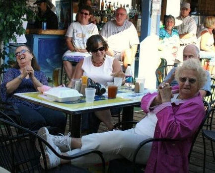 The "DK Ladies plus a Gentleman" (Rob's Mom, Rob's Wife, Rob's Dad and Rob's Gram)