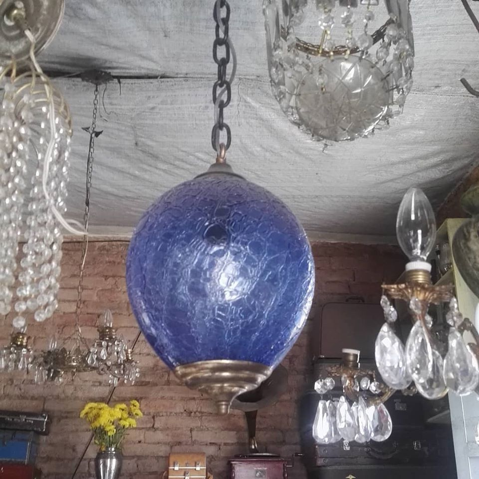 https://0201.nccdn.net/4_2/000/000/07d/95b/LAMPARA-EN-VIDRIO-MARTILLADO-AZUL-960x960.jpg