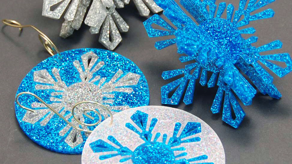 https://0201.nccdn.net/4_2/000/000/07d/95b/laser-cut-acrylic-snowflake-ornaments.jpg